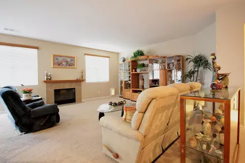 42933 Edson Ave, Lancaster, CA 93536 photo 6