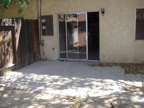323 Lancaster Blvd E, Lancaster, CA 93535 photo 8