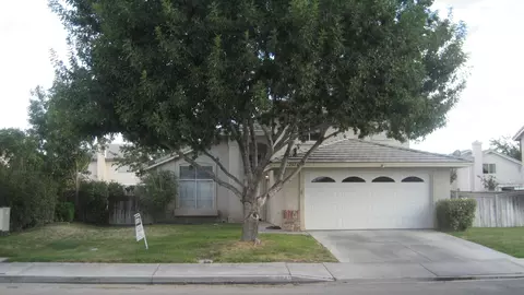 2624 Lingard St W, Lancaster, CA 93536 photo 1