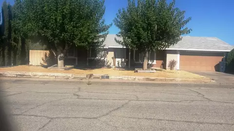 40642 158th St E, Lancaster, CA 93535 photo 1
