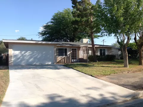 3152 Milton Dr, Mojave, CA 93501 photo 1