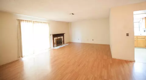 38017 13th St E, Palmdale, CA 93550 photo 4