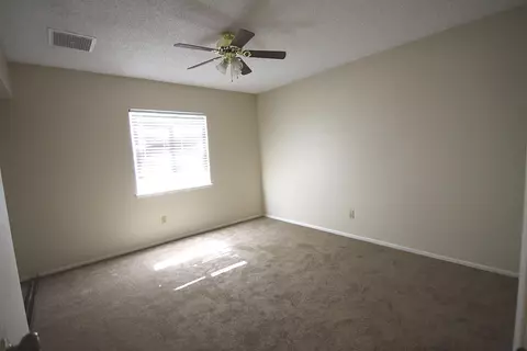 1238 Pasteur Dr, Lancaster, CA 93535 photo 2