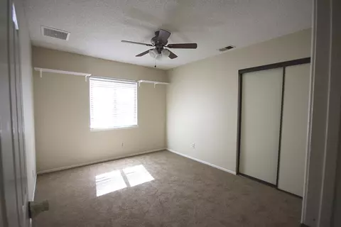 1238 Pasteur Dr, Lancaster, CA 93535 photo 3