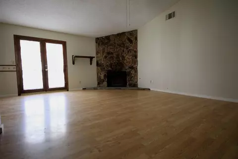 1238 Pasteur Dr, Lancaster, CA 93535 photo 6