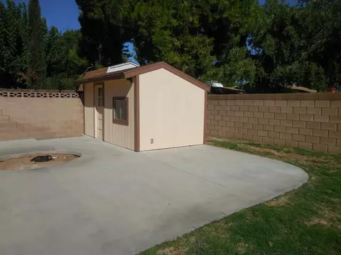 1229 Avenue J E, Lancaster, CA 93535 photo 14