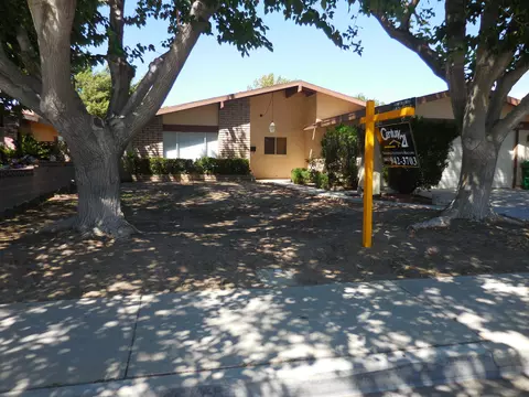 1229 Avenue J E, Lancaster, CA 93535 photo 1