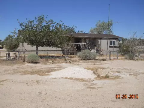 10278 15th St E, Mojave, CA 93501 photo 1