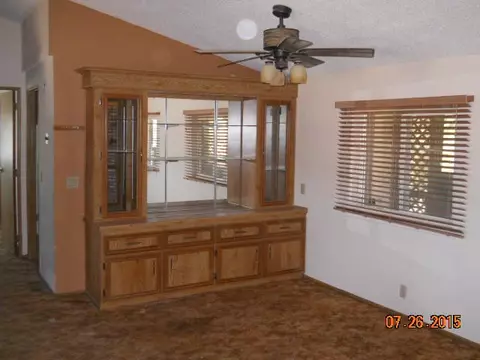 10278 15th St E, Mojave, CA 93501 photo 5