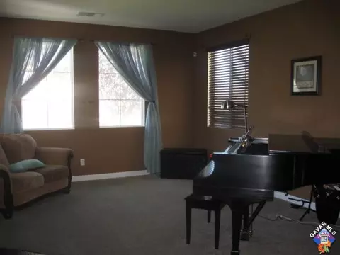 44638 27th St, Lancaster, CA 93535 photo 9