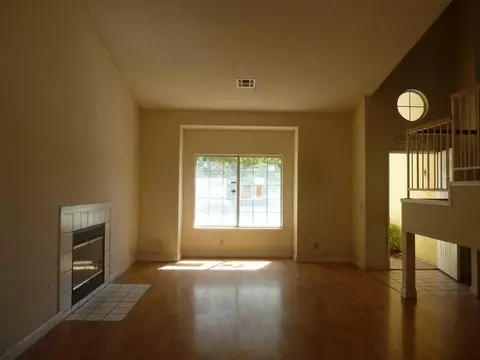 44651 Timothy Ct, Lancaster, CA 93535 photo 2