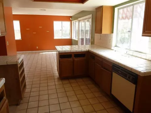 44651 Timothy Ct, Lancaster, CA 93535 photo 5