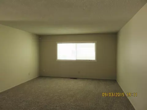 1272 Avenue J5 E, Lancaster, CA 93535 photo 9