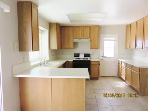 1272 Avenue J5 E, Lancaster, CA 93535 photo 5