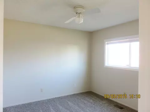 1272 Avenue J5 E, Lancaster, CA 93535 photo 2