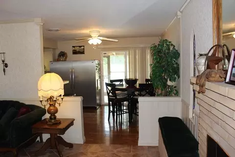 752 Pillsbury St E, Lancaster, CA 93535 photo 9