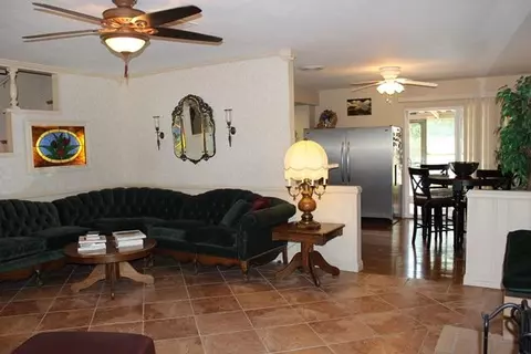 752 Pillsbury St E, Lancaster, CA 93535 photo 8