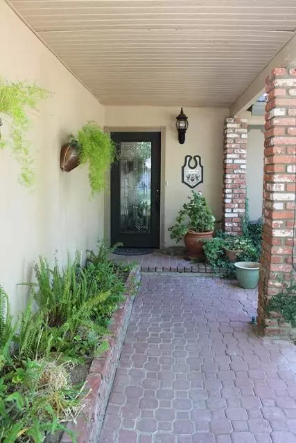 752 Pillsbury St E, Lancaster, CA 93535 photo 4