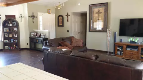 36245 43rd St E, Palmdale, CA 93552 photo 9