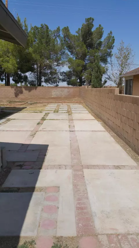 2517 Emerald Ln, Lancaster, CA 93535 photo 26