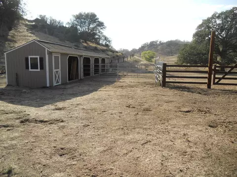 30500 Comanche Point Rd, Tehachapi, CA 93561 photo 15