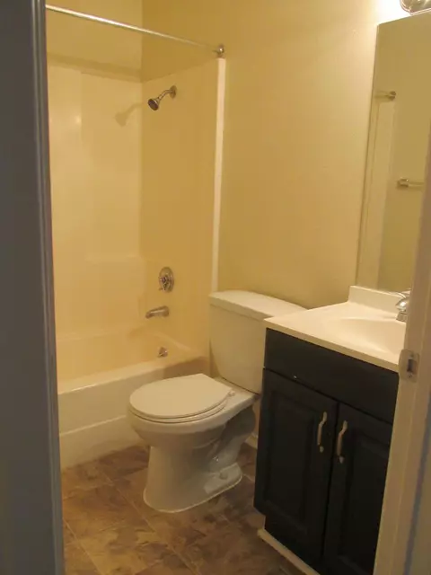 44549 Benald St, Lancaster, CA 93535 photo 8
