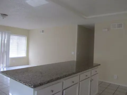 1223 Pondera St E, Lancaster, CA 93535 photo 9
