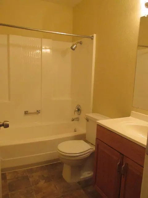 1223 Pondera St E, Lancaster, CA 93535 photo 10