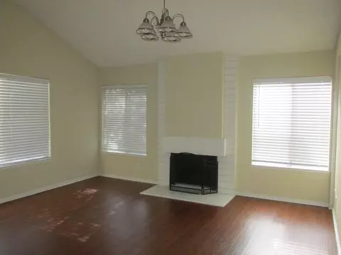 1223 Pondera St E, Lancaster, CA 93535 photo 3
