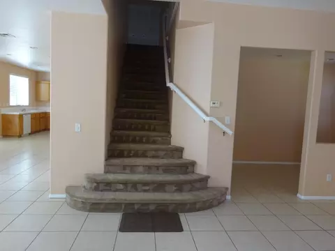 38645 37th St E, Palmdale, CA 93550 photo 5