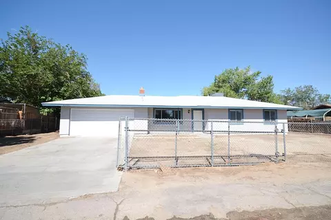 41045 166th St, Lancaster, CA 93535 photo 1