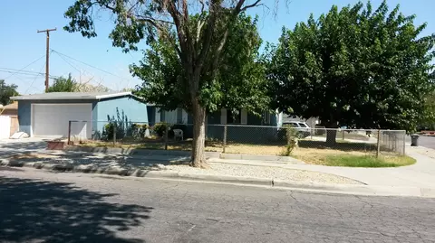 249 Avenue J7 E, Lancaster, CA 93535 photo 1