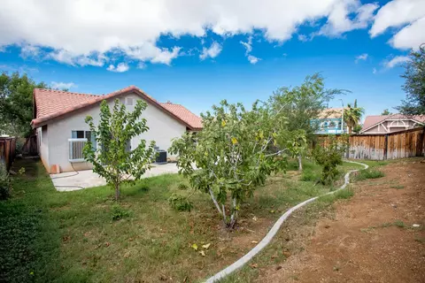 37128 Agate Ct, Palmdale, CA 93550 photo 13