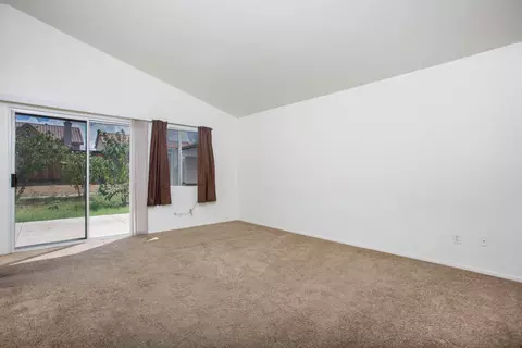 37128 Agate Ct, Palmdale, CA 93550 photo 11