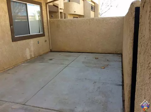 1830 Avenue J2 E #4, Lancaster, CA 93535 photo 4