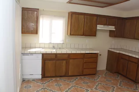 557 E Avenue J9, Lancaster, CA 93535 photo 5