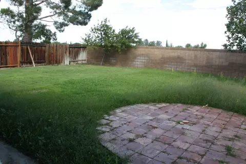 557 E Avenue J9, Lancaster, CA 93535 photo 18