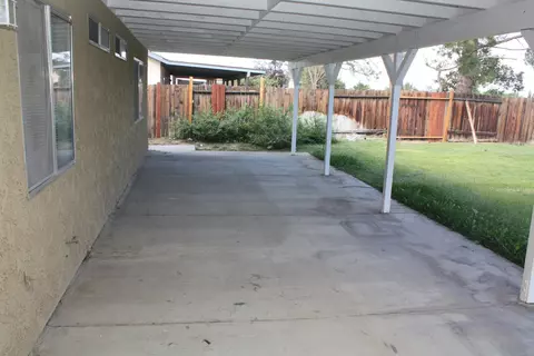 557 E Avenue J9, Lancaster, CA 93535 photo 17