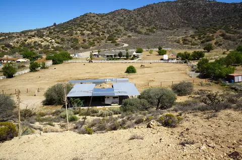 33319 Oracle Hill Rd, Palmdale, CA 93550 photo 23