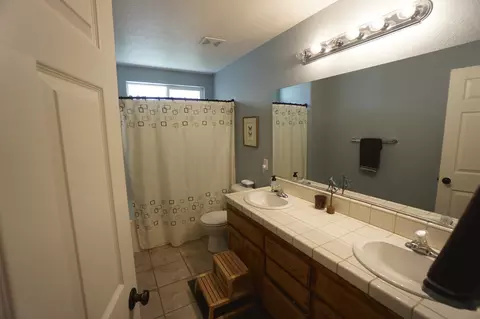 33319 Oracle Hill Rd, Palmdale, CA 93550 photo 18