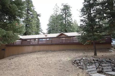22381 Grimsel Dr, Tehachapi, CA 93561 photo 11