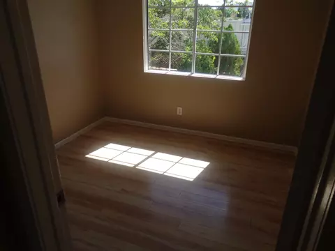 37209 Bunker Ct, Palmdale, CA 93550 photo 9