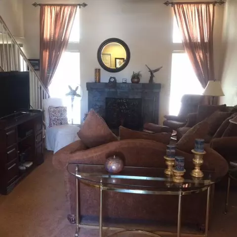 18541 Glenview Ct, Tehachapi, CA 93561 photo 2