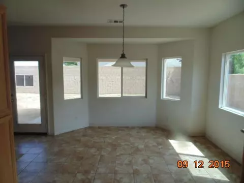 43922 Sandstarr Ct, Lancaster, CA 93535 photo 4