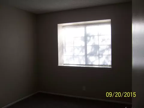 37419 18th St E, Palmdale, CA 93550 photo 9