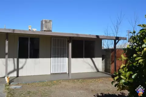 565 Avenue Q12 E, Palmdale, CA 93550 photo 3