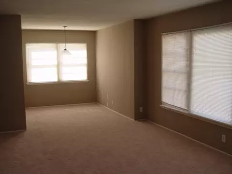 44110 Heaton Ave, Lancaster, CA 93534 photo 2