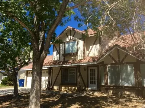 5139 Katrina Pl, Palmdale, CA 93552 photo 1