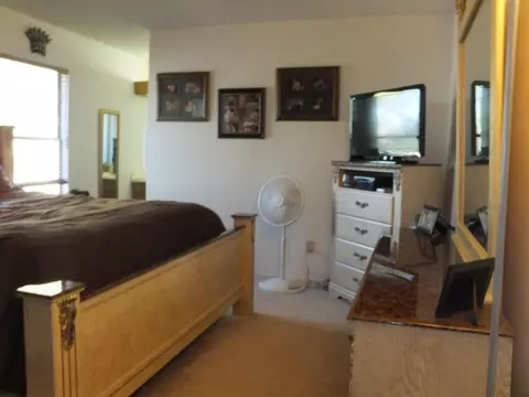 5139 Katrina Pl, Palmdale, CA 93552 photo 13