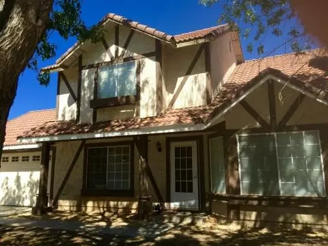 5139 Katrina Pl, Palmdale, CA 93552 photo 3